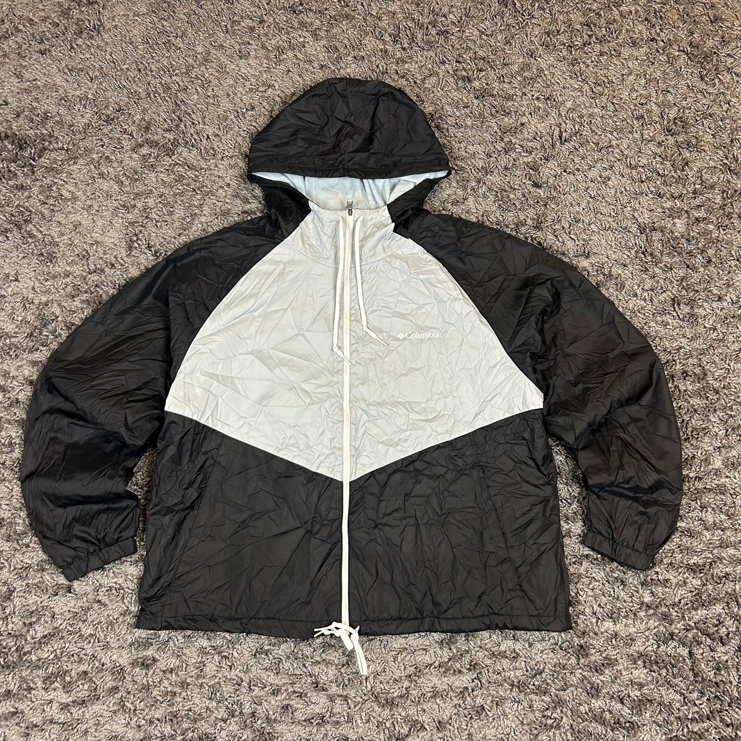 Columbia windbreaker