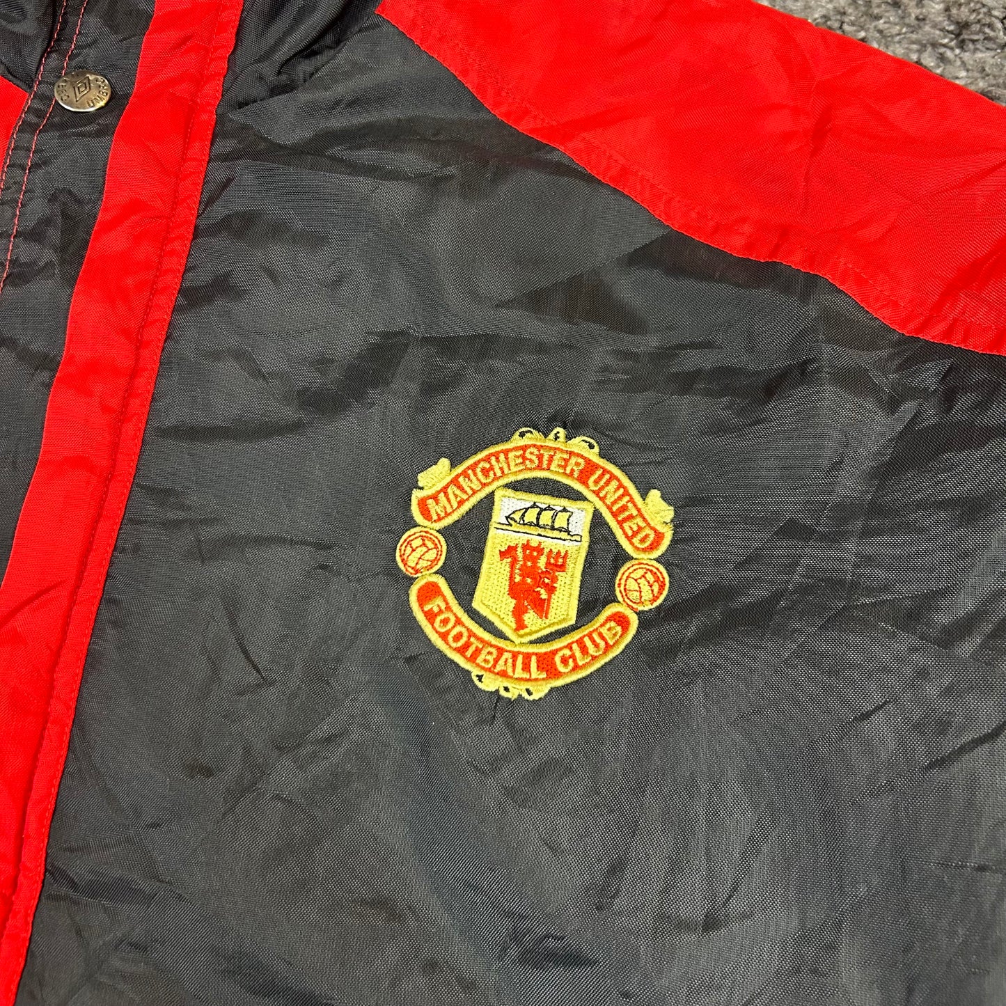 Manchester United 90s Mantel