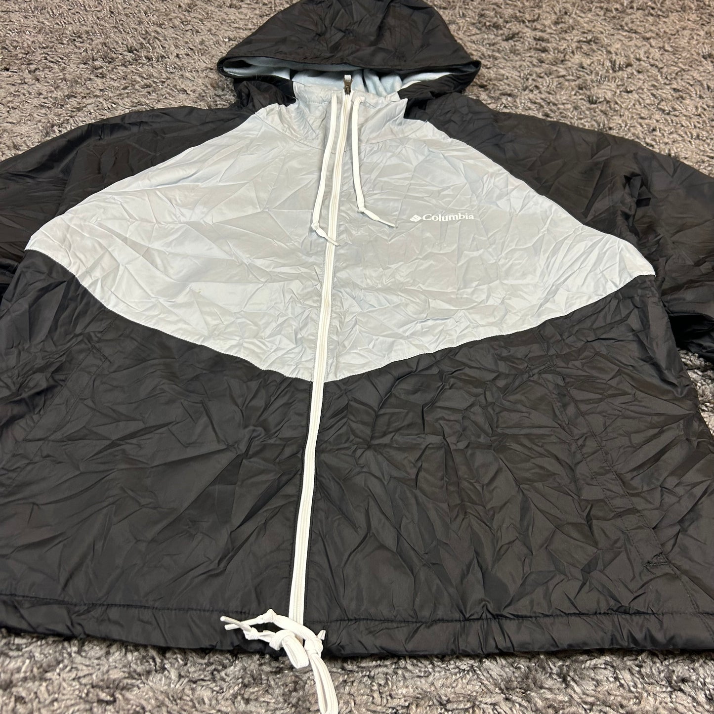 Columbia windbreaker